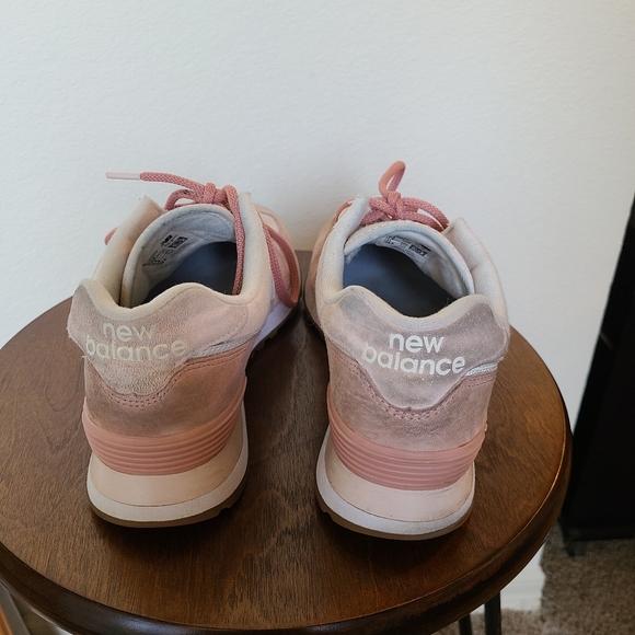 ♡Womans new Balance WL574SAZ size 9.5 (lightpink)♡ - Picture 11 of 14